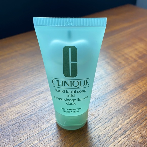 CLINIQUE Liquid Facial Soap Mild - Picture 1 of 4